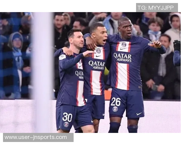 纳赛尔盛赞姆巴佩伊布与卡瓦尼对巴黎成功的关键贡献