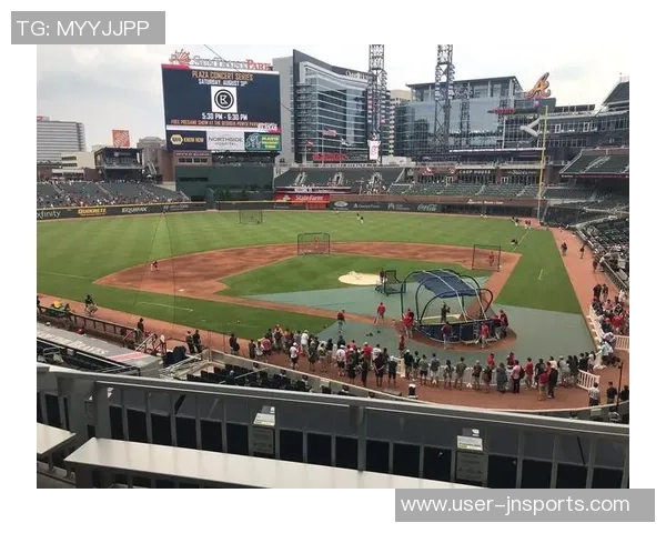 特纳谈锦标赛球场感受称其比黄色场地更让人舒适