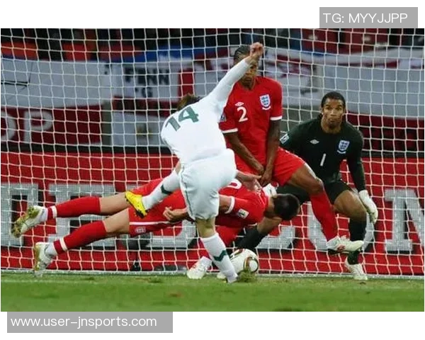 特里职业生涯珍贵物品拍卖包括莫斯科雨夜失点球衣引关注