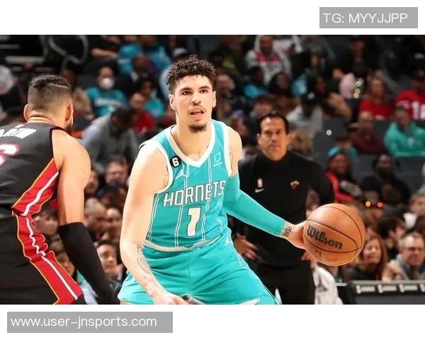 黄蜂主帅强调全场身体对抗准备进攻防守两端全力以赴展现竞争力 黄蜂主帅强调全场身体对抗准备进攻防守两端全力以赴展现竞争力