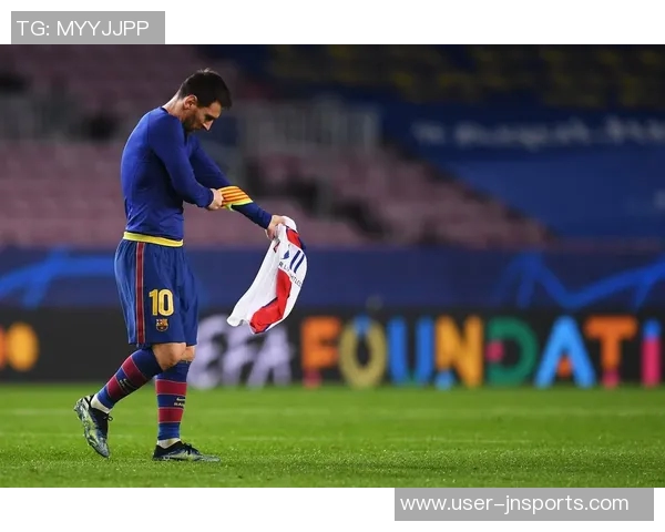 特里拍卖会总成交额695万美元梅西06年球衣高价183万引关注