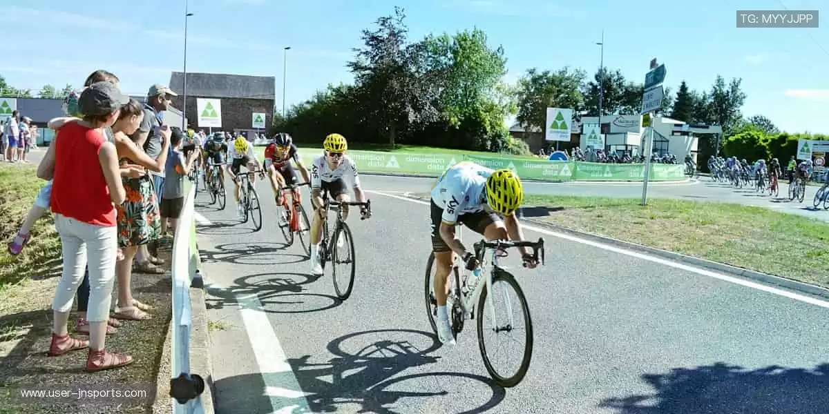 锁定高清直播，不错过每一个燃爆瞬间！📺💥